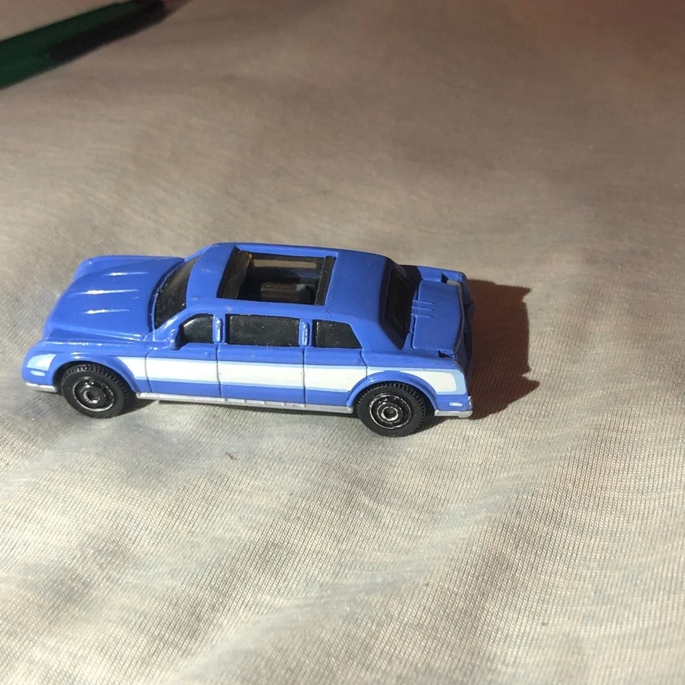 Blue Limousine Mathcbox car